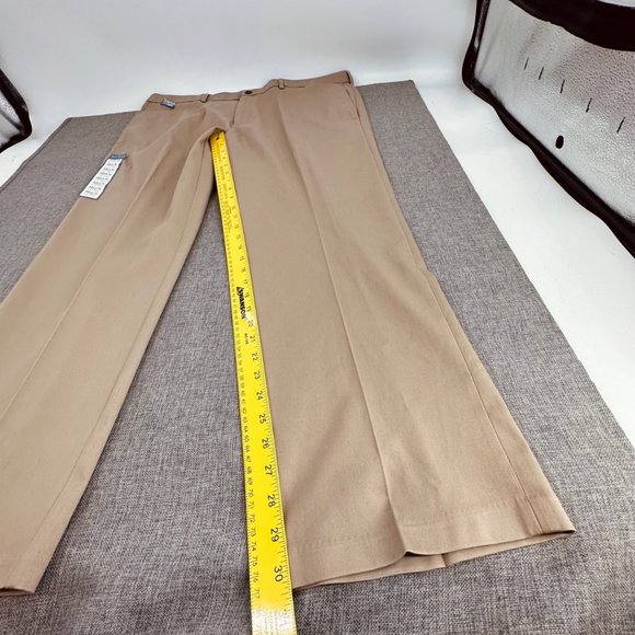 HAGGAR Clothing Mens Pants Khaki Straight Fit 42W X 30L Flex Stretch Flat Front - Picture 9 of 15